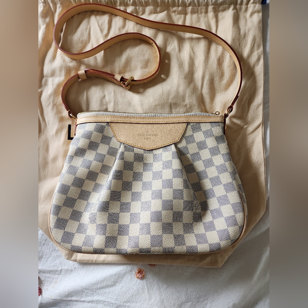 Louis Vuitton Siracusa